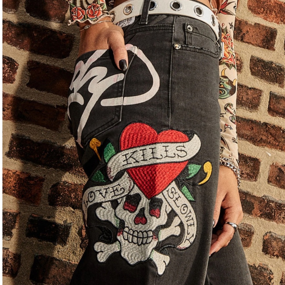 ED HARDY Y2K Iconic LKS Skull Wide Leg Faded Black Denim Jean--NWT--34